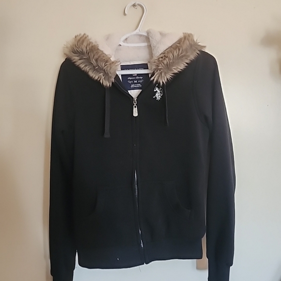 US Polo ASSN. Black With Faux Fur Trim - Picture 1 of 7